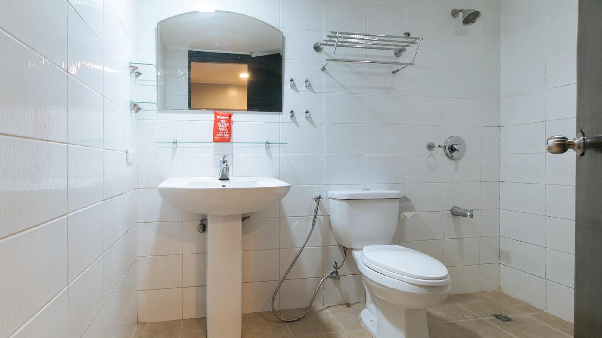 Reddoorz At Kassel Residences Paranaque Paranaque City Exterior foto