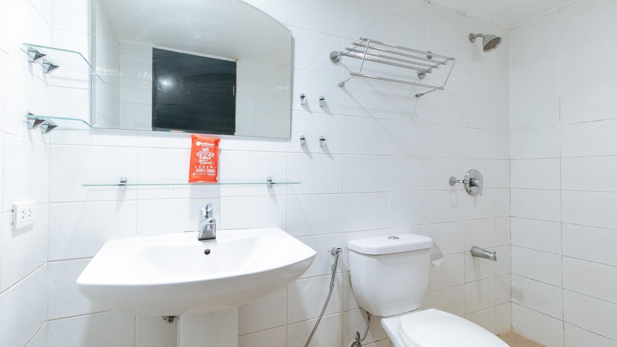 Reddoorz At Kassel Residences Paranaque Paranaque City Exterior foto